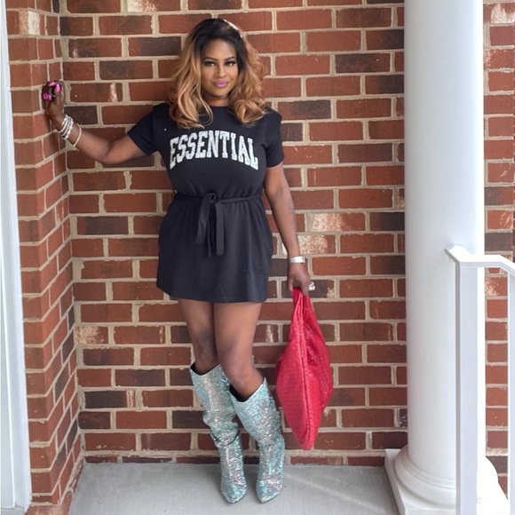 ESSENTIAL! - Picture 2 of 6